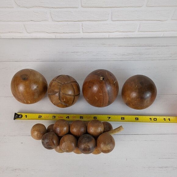 Vintage Wooden Fruit 5pc. Mid Century Home Decor Boho Eclectic Cottage 1960s - Picture 3 of 11